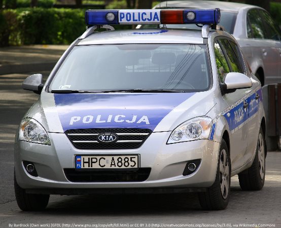 Policja Żyrardów: Zasnął za kierownicą na środku drogi